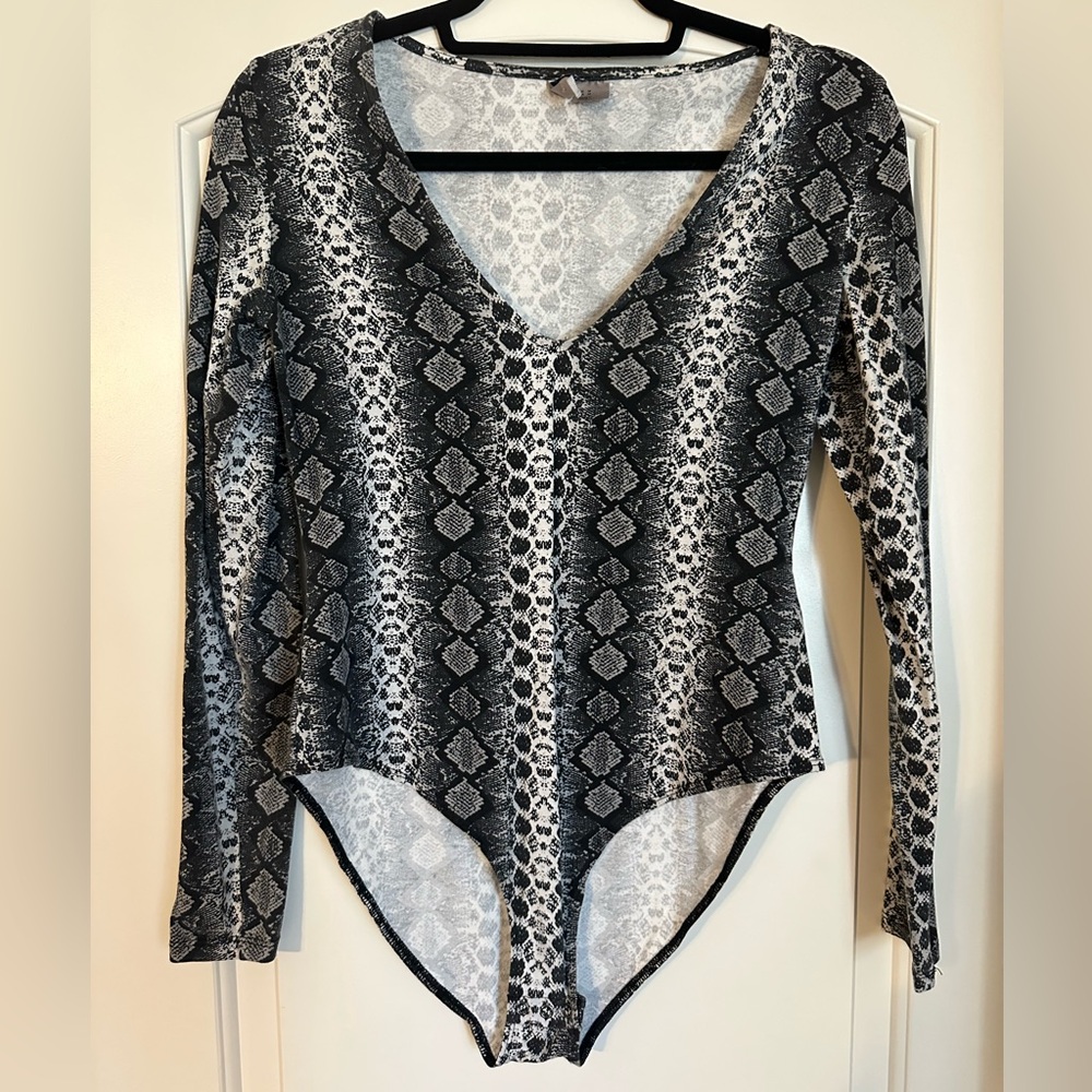 H&M Black and White Snakeskin Bodysuit